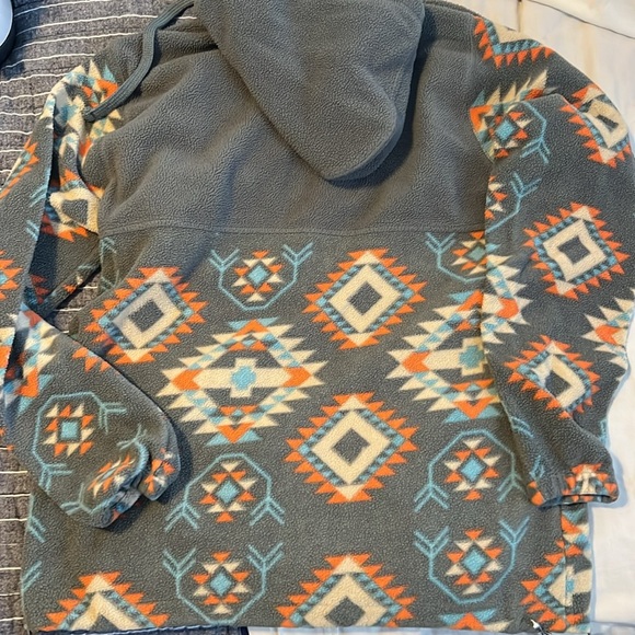 Patterned 1/2 zip - Picture 4 of 4